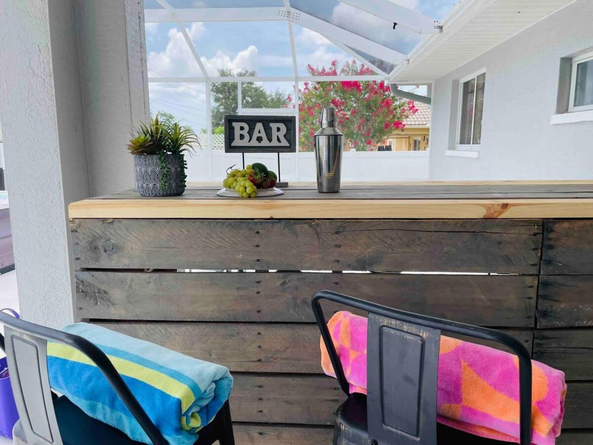 Endless Summer Retreat Jacuzzi 3Kingbed Airhockey Cape Coral Eksteriør billede